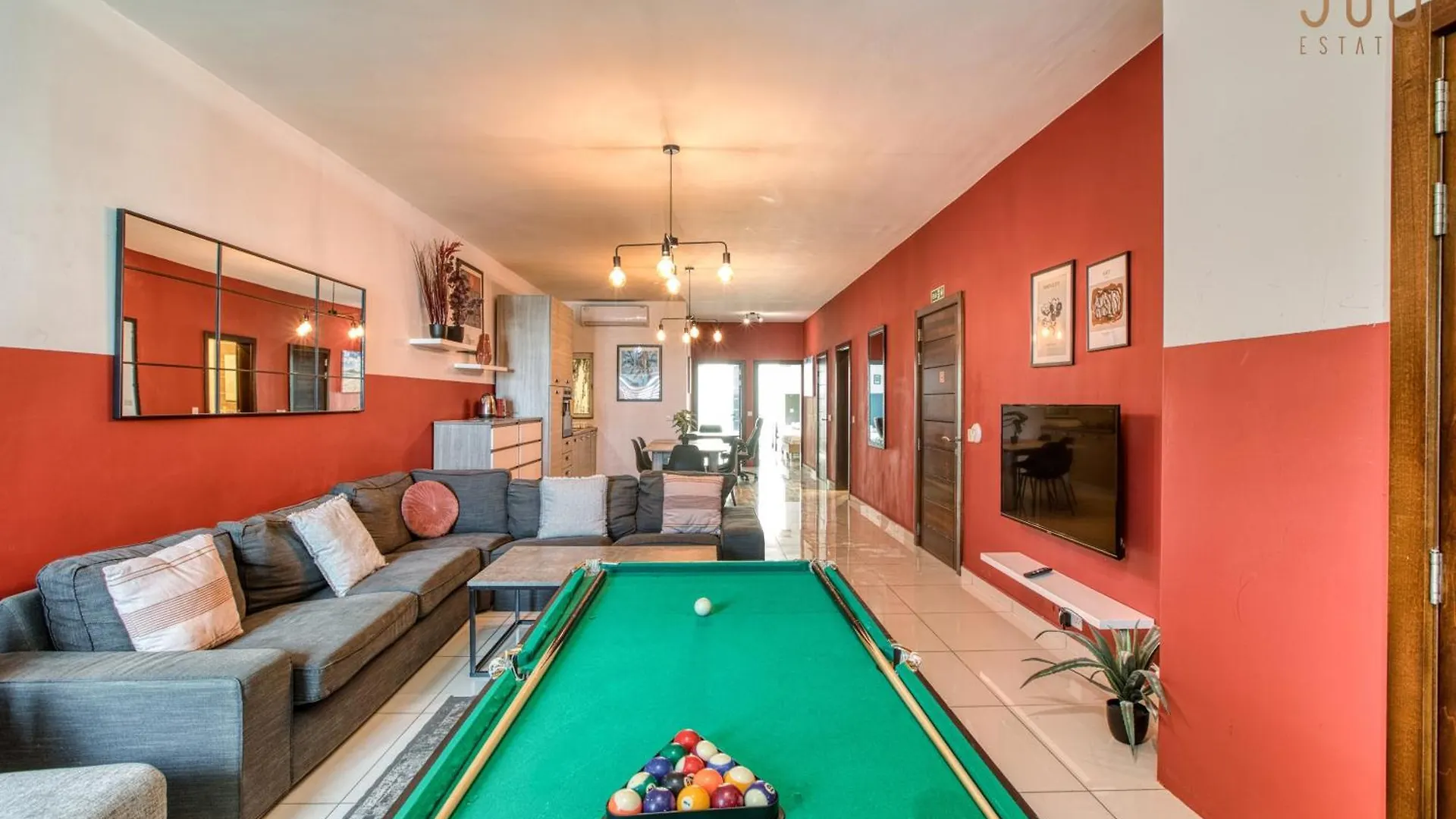 A Lovely 3 Bedroom, 3 Baths Home In The Centre Of Gzira By 360 Estates